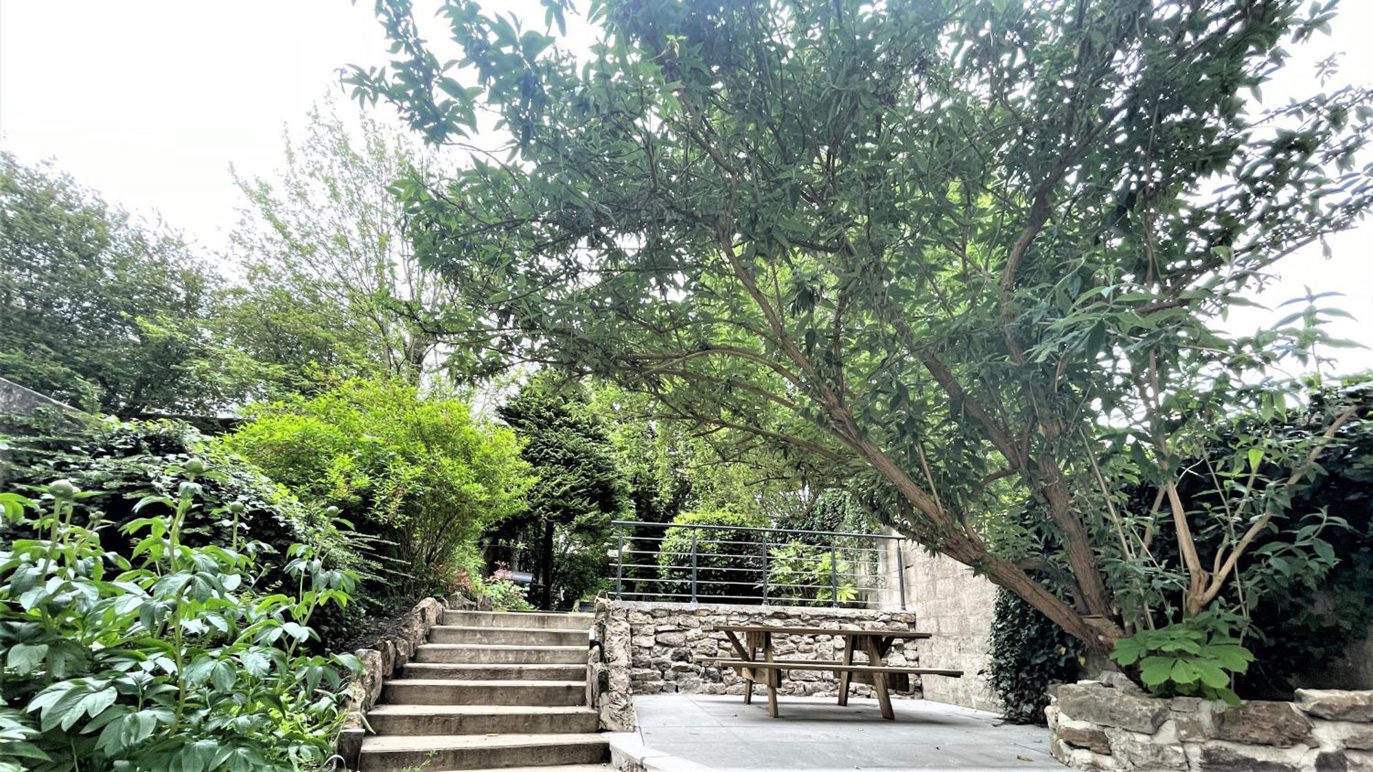 Au Jardin De La Basilique Apartment บูโลญ-ซูร์-แมร์ ภายนอก รูปภาพ